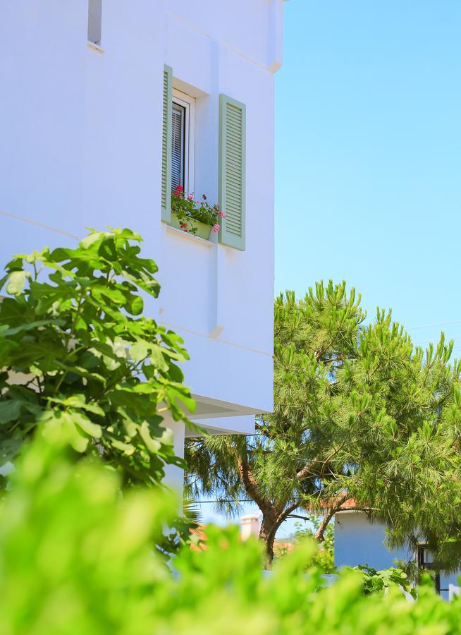Palas Ilica Cesme Exterior photo