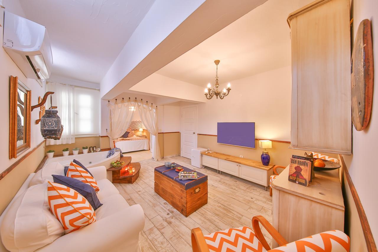 Palas Ilica Cesme Exterior photo