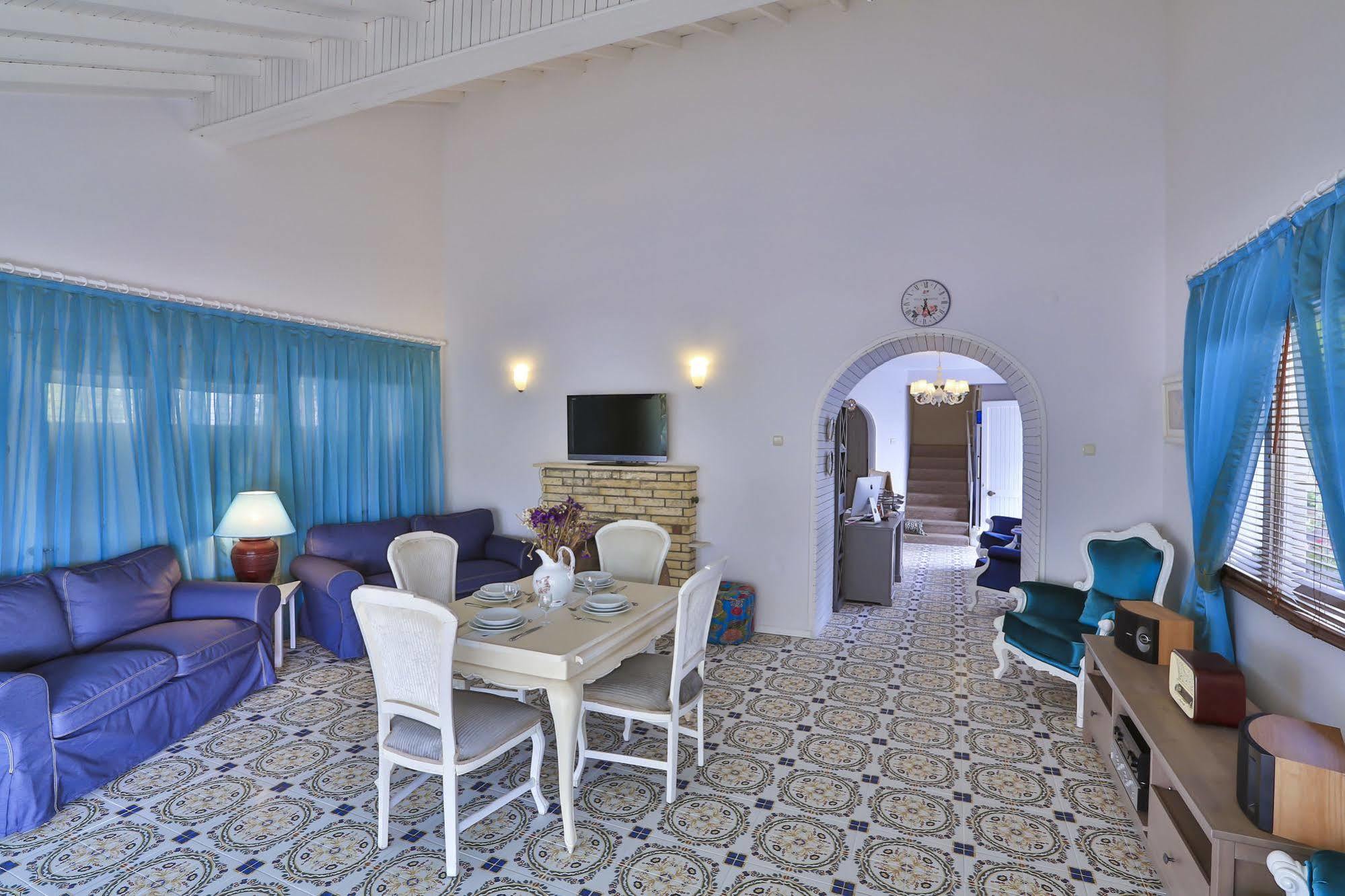 Palas Ilica Cesme Exterior photo